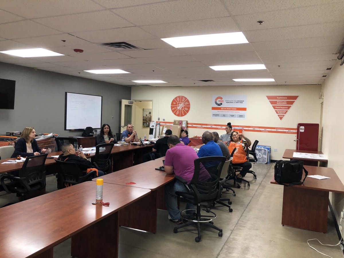 randyv73gmailc1's tweet photo. Busy Specialty Monday in Arlington!!! Thank you guys. @thd0554 ⁦@cooperinstalls⁩ ⁦@laroldan32⁩ ⁦@Carrol_Craig14⁩ ⁦@superdave427⁩ ⁦@LarissaGreenTHD⁩ ⁦@MattBare_HD⁩ ⁦@gardendivacgood⁩ ⁦@kelly_thd⁩ #takeyourshare23 #ServeUpServices https://t.co/M66LBLvbLs