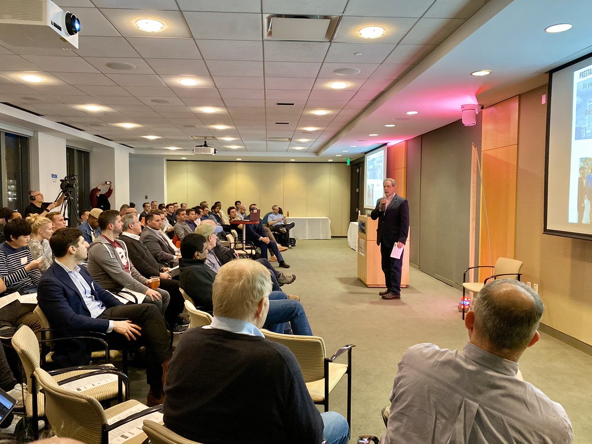 BostonHeadshot's tweet photo. It is an absolute pleasure networking with #startups and #entrepreneurs at the @BostonNewTech showcase at @FoleyHoag 

Contact @CERequena for more info on the next startup showcase. https://t.co/9fj0TAM3qV
