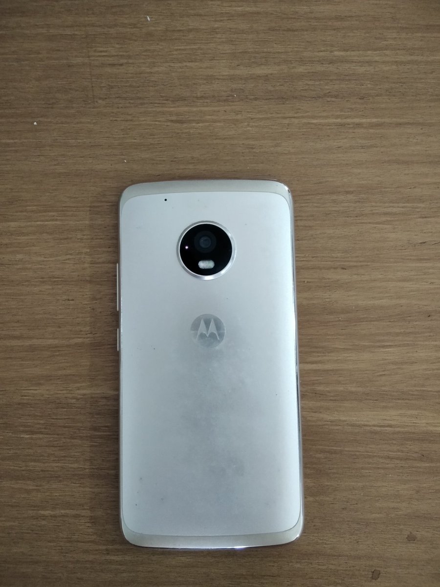 eze9252's tweet photo. Vendo Moto G7 plus
32Gb de memoria interna
2Gb de memoria RAM
Perfecto estado
$7000
@VivireNuevaCba https://t.co/WT0ZU4toHK