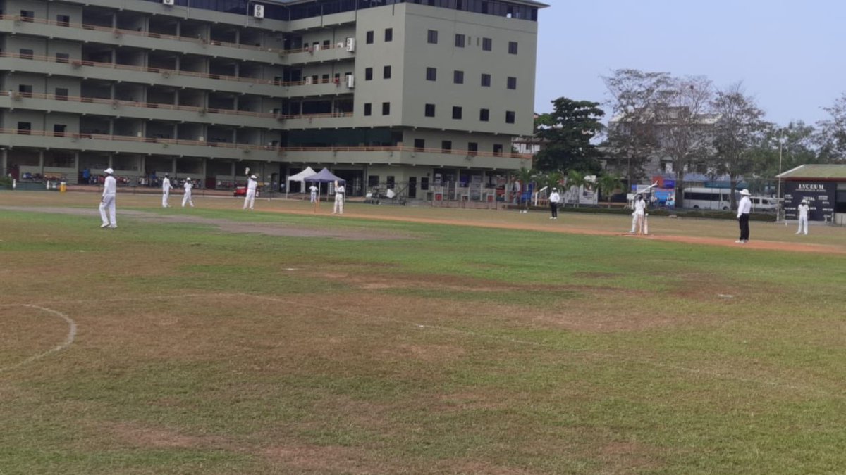 SimonNewbold3's tweet photo. @BSC_SSSport @BSC_JSSport The U13B playing against LISR in their last pool game of the TISSL Tournament today #GoLions #BSCLionsPride https://t.co/AQRnuxZRcg