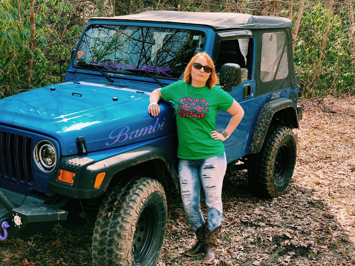 When it’s Monday and you need wine 🍷 #wine #jeep #JeepWrangler #crawlher #justjeepgirls #wanderlust #bambi
