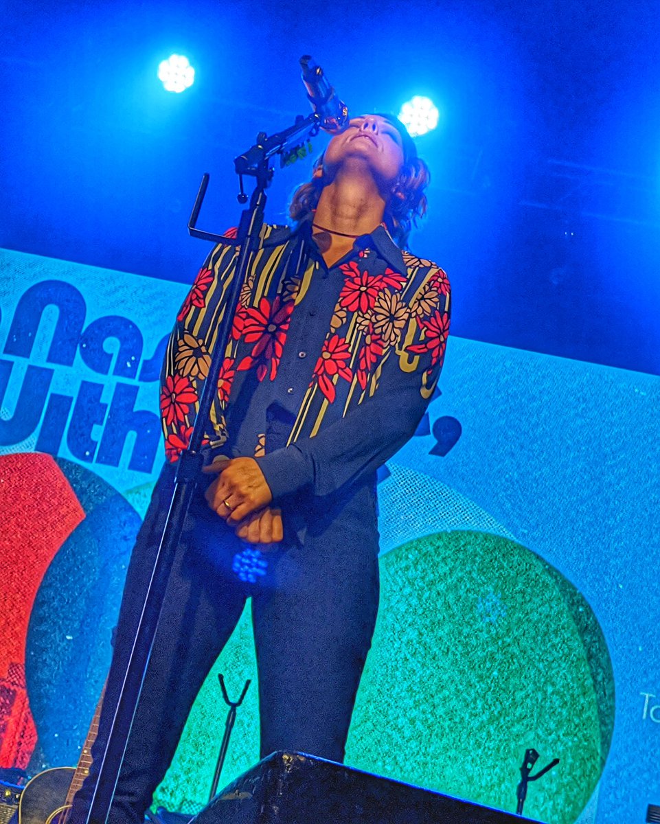 ToNashWithLove's tweet photo. 🙌 @brandicarlile #ToNashvilleWithLove https://t.co/SEsnm2NtoA