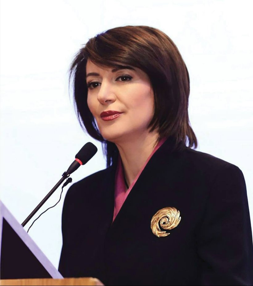 "The only thing that [survivors] spell out very clearly is that there is no money in this world that can pay for what they have gone through."

<a href="/atifetejahjaga/">Atifete Jahjaga</a> on gender based violence in the Kosovo War in our latest issue.

bjwa.brown.edu/26-1/gender-ba…