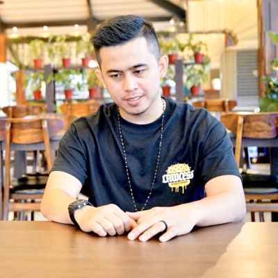 reflirao's tweet photo. #NewProfilePic https://t.co/7GeVqDxEOK