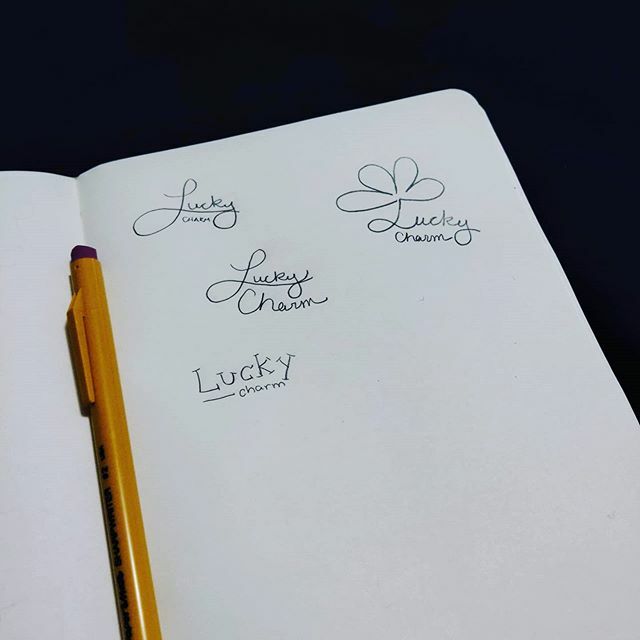 kkavanagh_'s tweet photo. Lucky Charm ☘️ Day Nine of #letterwithusin2020

#lettering #letter #luckycharm #handlettering #design #graphicdesign #graphicdesigner #pencil https://t.co/3z05eofpTI https://t.co/RzRn67fYu9