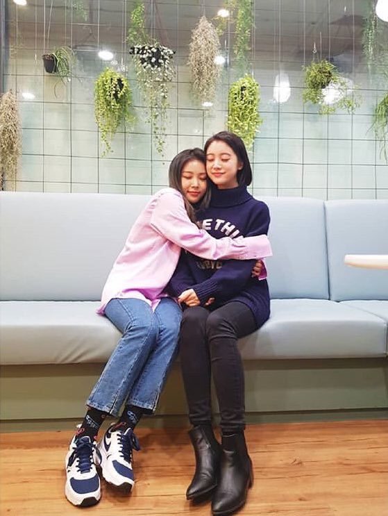 wondergirlspics's tweet photo. rrr Entertainment ladies 💜
https://t.co/u1XDkDoMrZ https://t.co/xjXqtNSKRx