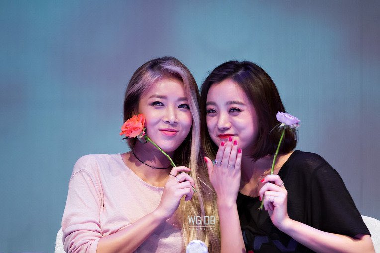 wondergirlspics's tweet photo. rrr Entertainment ladies 💜
https://t.co/u1XDkDoMrZ https://t.co/xjXqtNSKRx