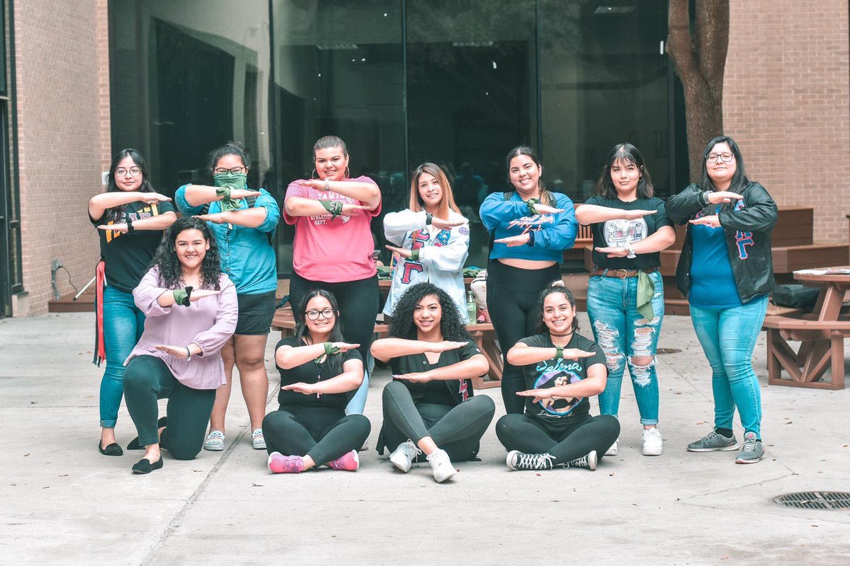 TxAMIUGammas's tweet image. Today’s International Women’s Day March was a success! Thank you, to everyone who came out to support. 💖💜
#internationalwomensday #slg1990 #eachforequal #txamiugammas