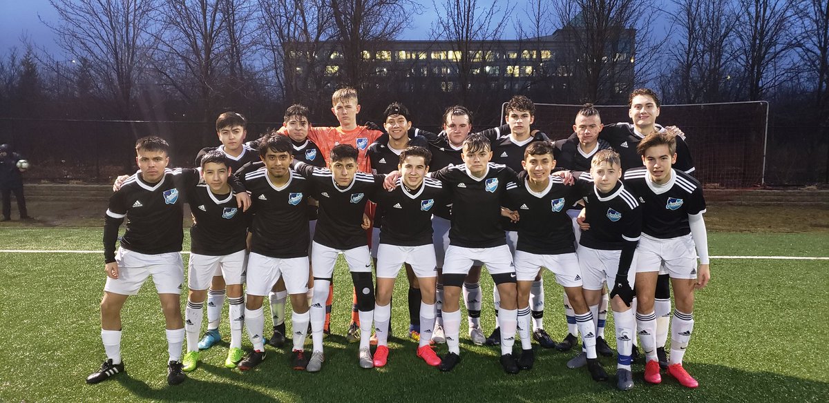 NISLsoccer's tweet photo. 7pm F#2 #NISLsoccer #U17CPL Gremio FC Chicago 03 (1) vs @SockersChicago 2003 (1) - for final https://t.co/HNXID2kxM4