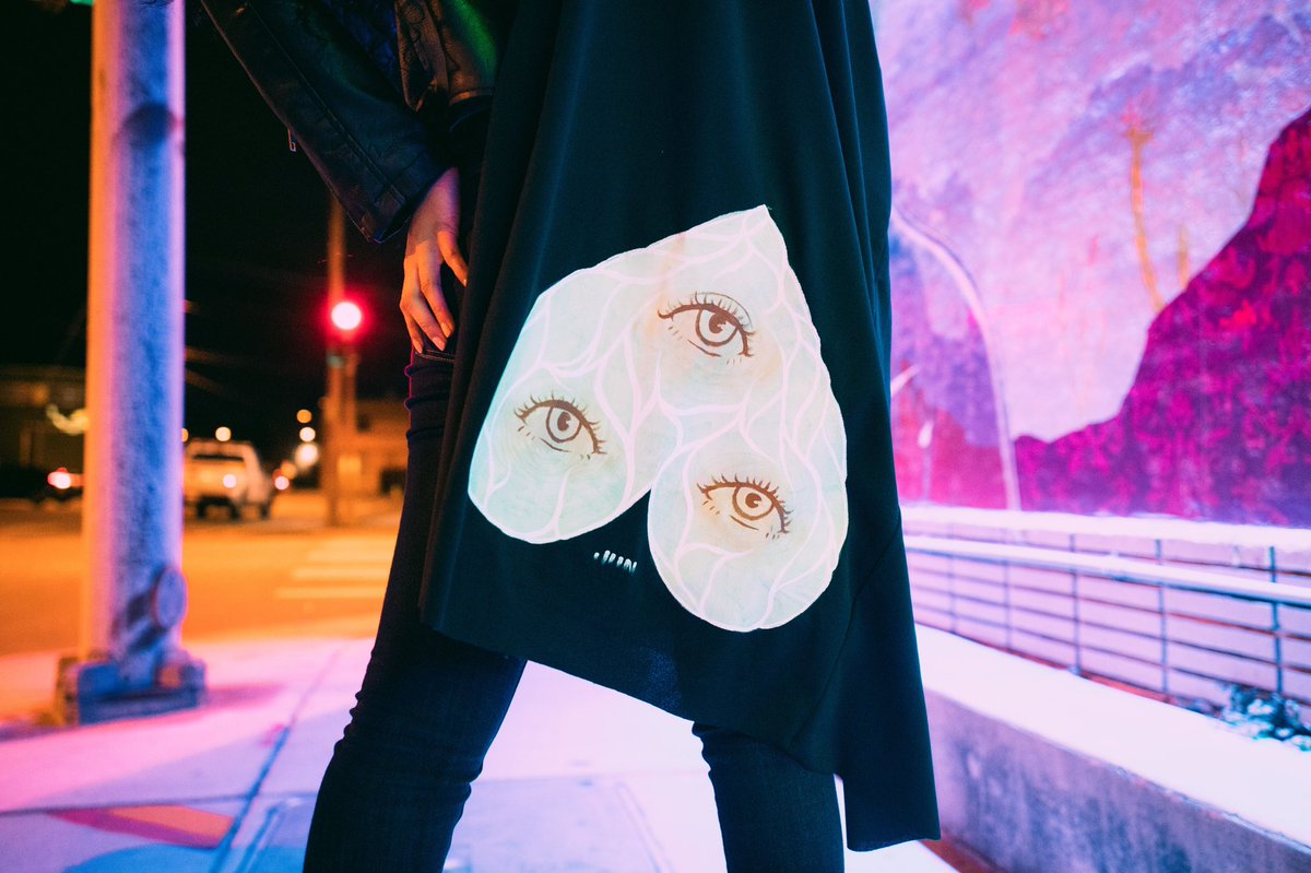NOISIA757's tweet photo. INTO SIGHT INTO MIND ♥️

Model: @kianajanae_ 
📸 : @MidnightGeist 

#VISIONTOREALITY  
#NOISIAXJUN #ISIM #TWOUPTWODOWN https://t.co/CM0tN4jVRX