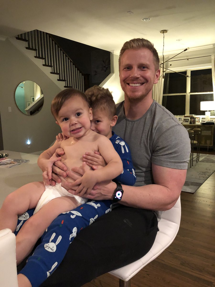 Sean Lowe tweet media