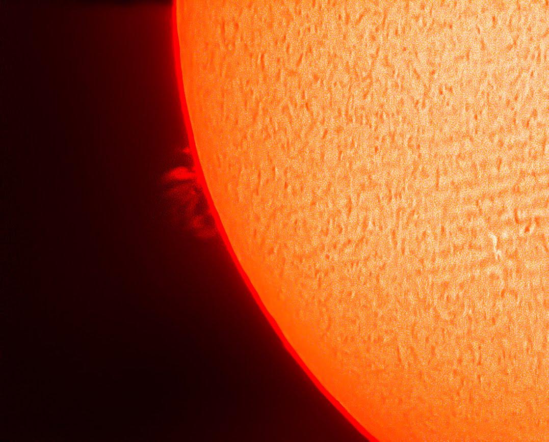 redditSpaceView's tweet photo. Nothing much but here is my attempt at photographing the sun! https://t.co/kmtqLr4Prk