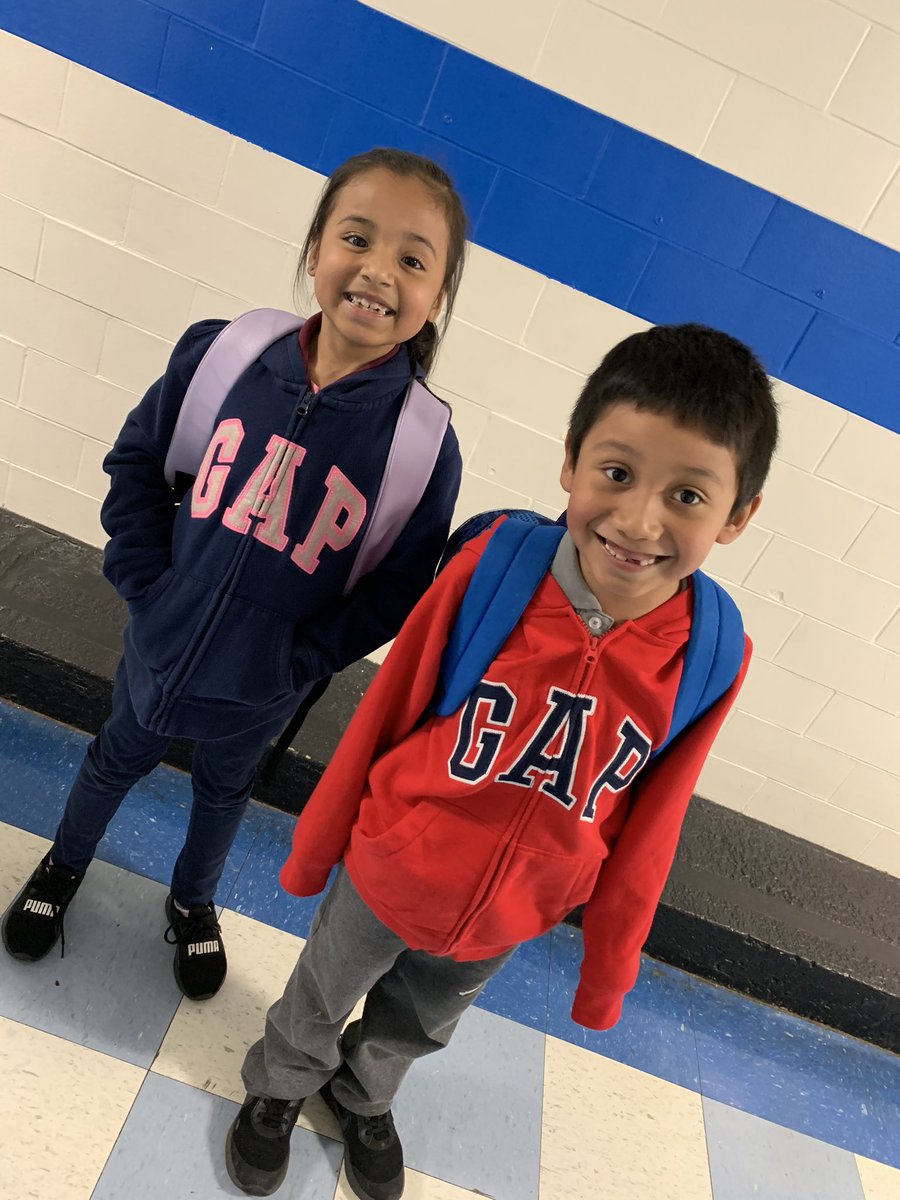 First grade matching besties! 🥰 #Baltzbears <a href="/BaltzBears/">Baltz Elementary School</a>