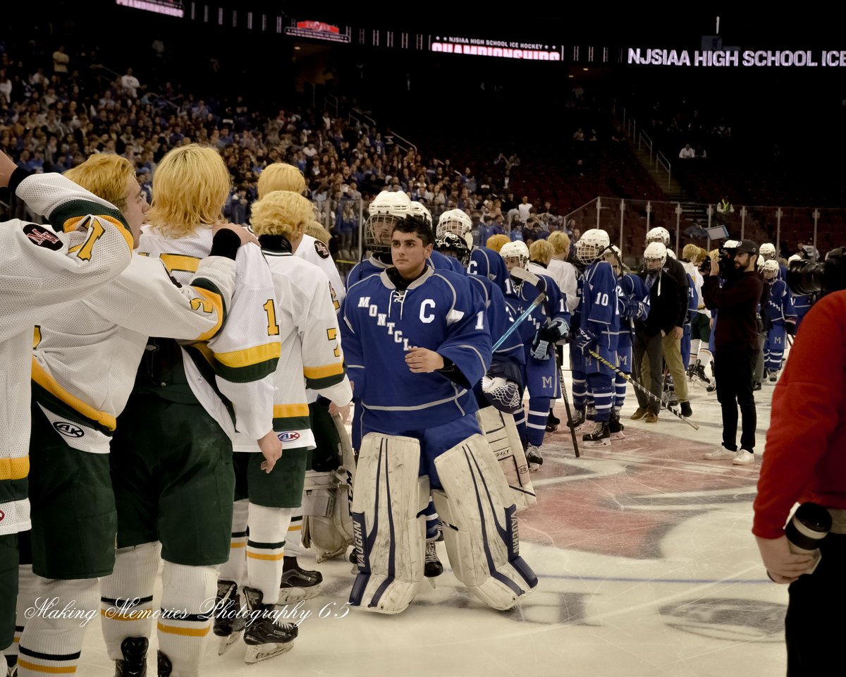 Hockey_Clan's tweet photo. Back-to-Back! Morris Knolls Edges Montclair in Overtime, 3-2, in NJSIAA Public A Final https://t.co/HL6Xhn04LL FULL STORY with VIDEO and GALLERY by @CaseyKrish and @SnapthePicture6 @MK_IceHockey @MCSSIHL_NJ @MichaelBouroult #MONvsMK #NJHockey https://t.co/S23X8nInPc