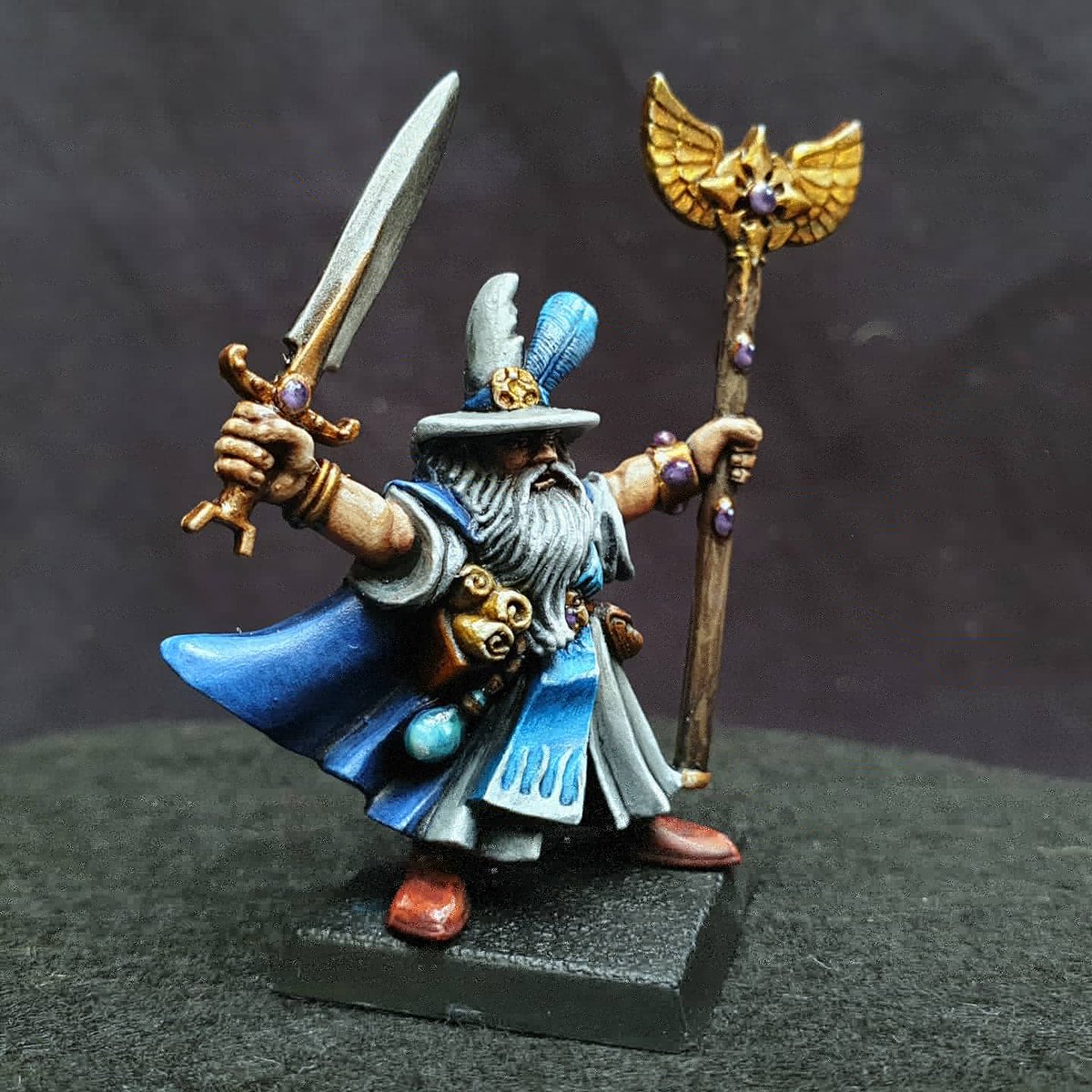 VicHadcroft's tweet photo. Wizard completed 🧙♂️10 more minis to go 🖌
#art #fantasy #figure #tabletopgames #artistsoninstagram #wip #showcase #scale #wizard #warhammerquest #classicwarhammer #paintingwarhammer #paintingprocess #paintedminiatures #miniaturepainting #ageofsigmar #heroquest #paintedmodel https://t.co/N0WfoFTpIL