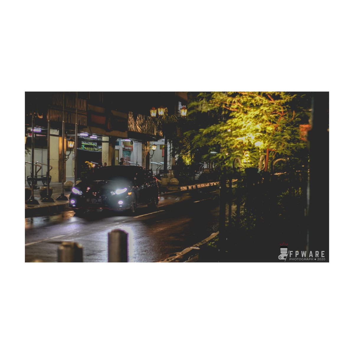 fazallsaid__'s tweet photo. #malioboro at night (3)
*ignore hashtag.*
โโโโโโโโโโโโโ
#lightroom #instagood #fpwarephotograph #japan #ๆฅๆฌ #indonesia #jakarta #tokyo #instagram #instablackandwhite #instacolours #instagrammers #photoofthedays #fazalsaid #japan_good #ใซใกใฉๅฅฝใใชไบบใจ็นใใใใ https://t.co/4S0yq4V54m