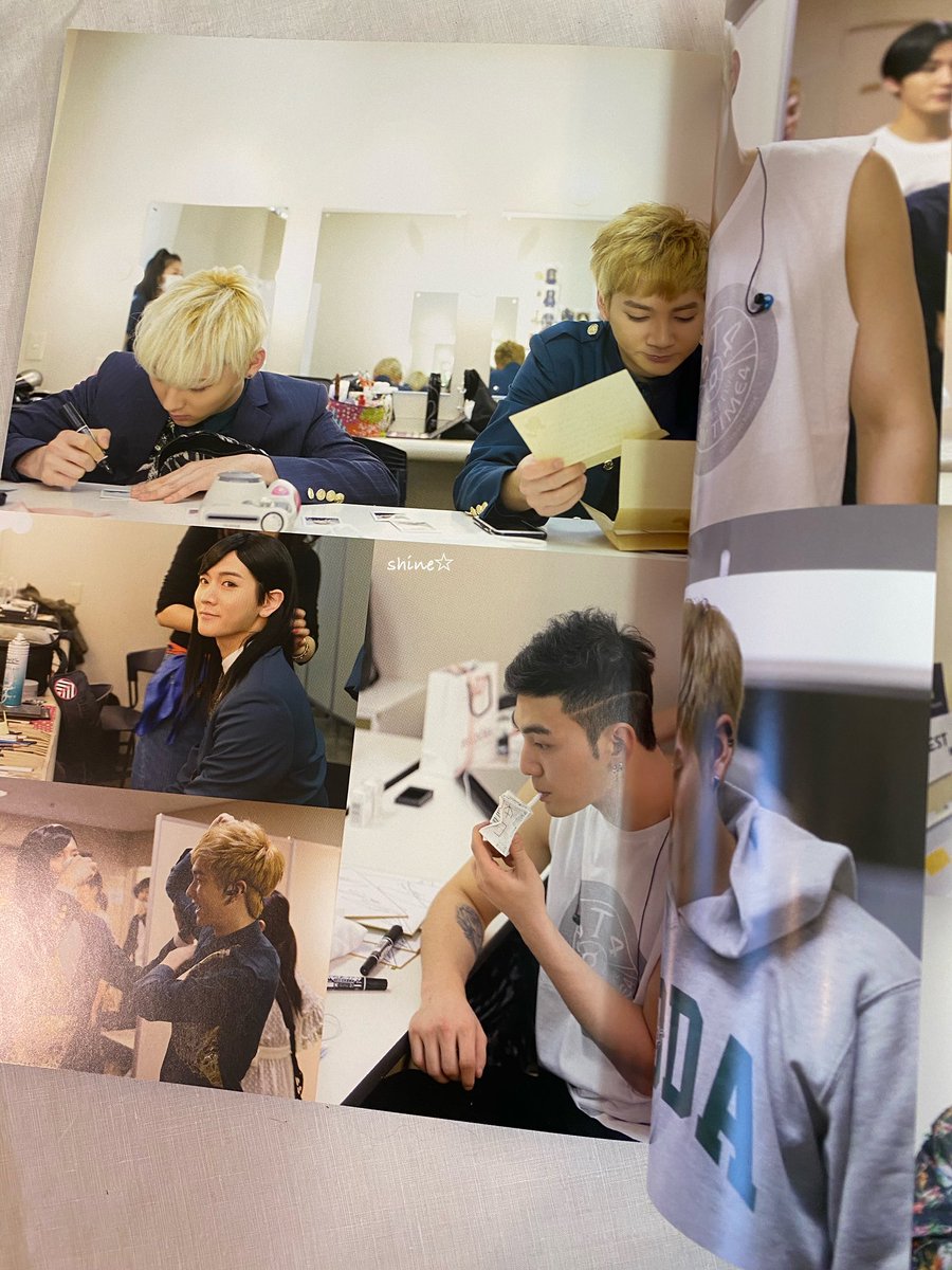 🎂NU'EST HAPPY 8th ANNIVERSARY

【イベント第一弾】
3/14(土) 15(日)
ペーパースローガン各日50枚
新大久保 CAFE BINGGO
10時〜23時30分

5人の装飾は初で
選び切れなくて困ってます☺️
こちらも見れるようにカバーして
持っていきます!!

#뉴이스트 #NUEST #황민현 #민현 #ファンミニョン #ミニョン