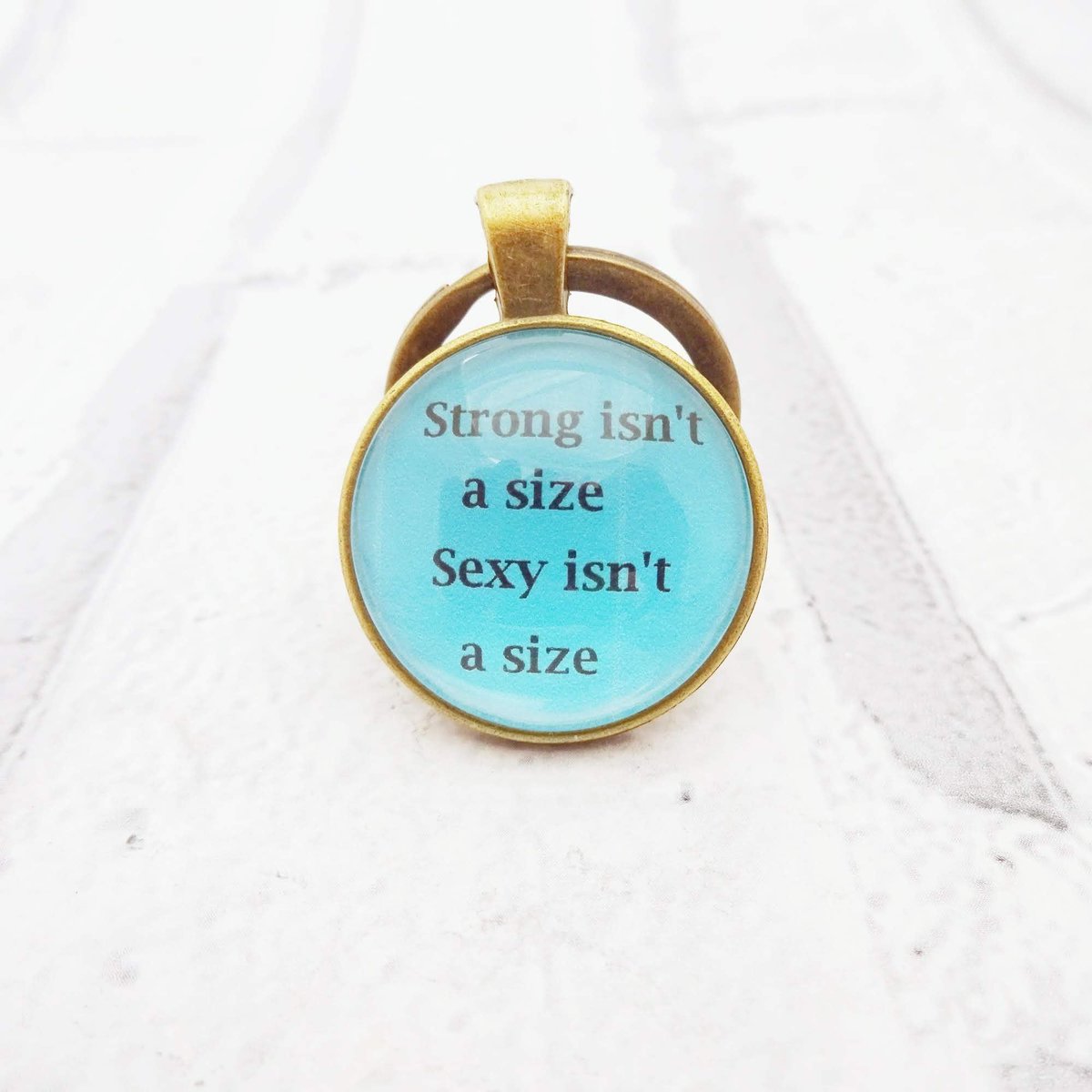 martisanne's tweet photo. body positive keyring, sexy isn't a size, strong isn't a size, feminist quote keychain, body confident quote, affirmation quote, empower, Q2 https://t.co/zo8eH0xLEp #EtsyTeamUnity #TMTinsta #AffirmationQuote https://t.co/tjQmgQ8PL2