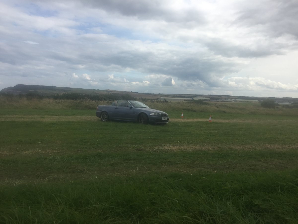 Drifting into a new day like..

#advancedsection #advanceddriving #bmw #softtop #thetrack #track #learntodrift #learntodrive