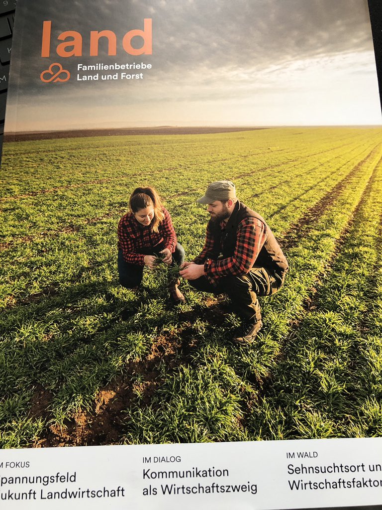 seedforward_de's tweet photo. Danke an Familienbetriebe Land und Forst für den super Artikel über uns🙌🏼🌱 #starup #AgTech #farmforfuture #innovation https://t.co/SoGl9EYm32