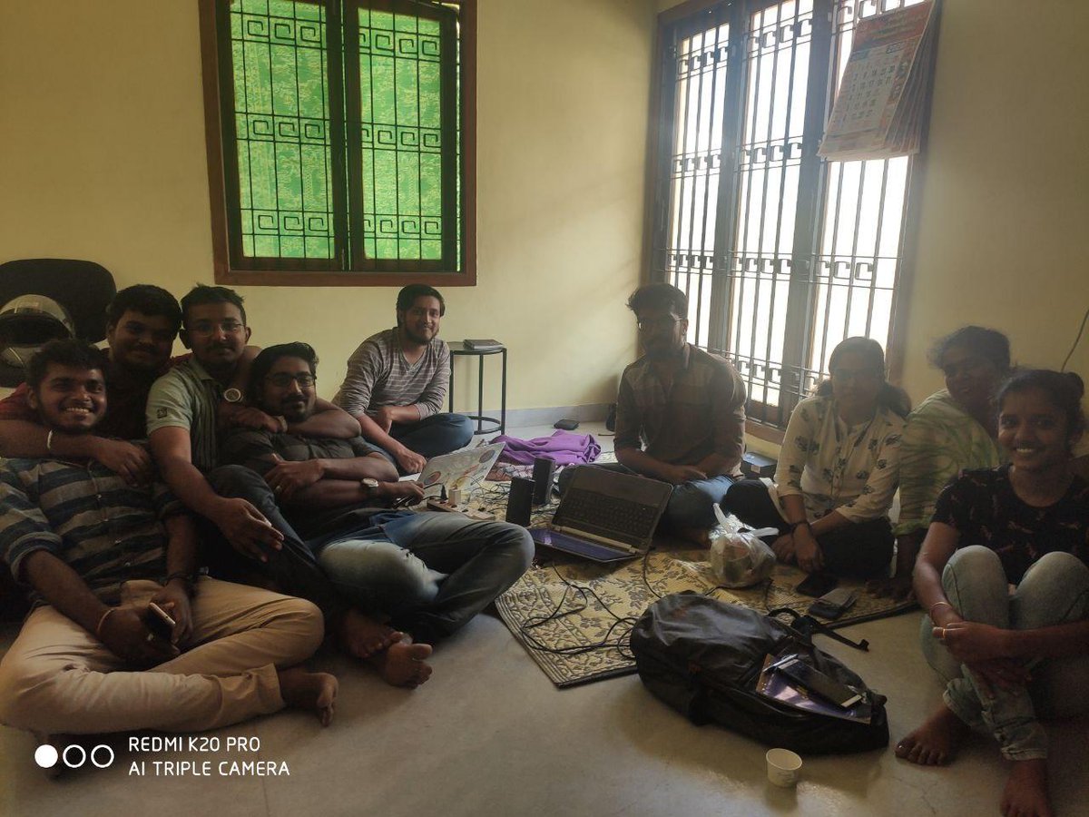 SWIFTWomen's tweet image. March 8,Women's day starts with the #BreadandRoses song with some introduction about SWIFT &amp;amp; FSFTN , then followed by Movie Screening "The Hidden Figures" , later discussion about the topic "Women in Digital Freedom" which was like strawberry on top of the cake.#womensday #fsftn