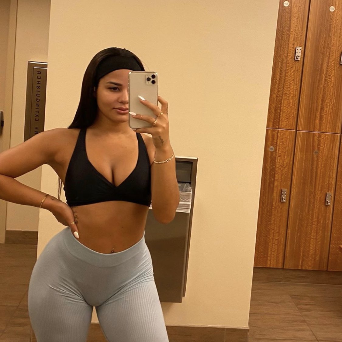 dabuttlover69's tweet photo. Yoga pants lover #yogapants #PhatAss #phatBooty #InstaCum #ass #Thickologist #ThickThots #GrownAssWoman #BigGirlThick #thickem #ThickHipsRocksShips #OperationThickBooty #curvesahead #ThickBootyMode #Curves4Me #SheGotCurves #ThickGirlMagic #datasstho #bae #thickology #thickbooty https://t.co/EmXPbjT06g