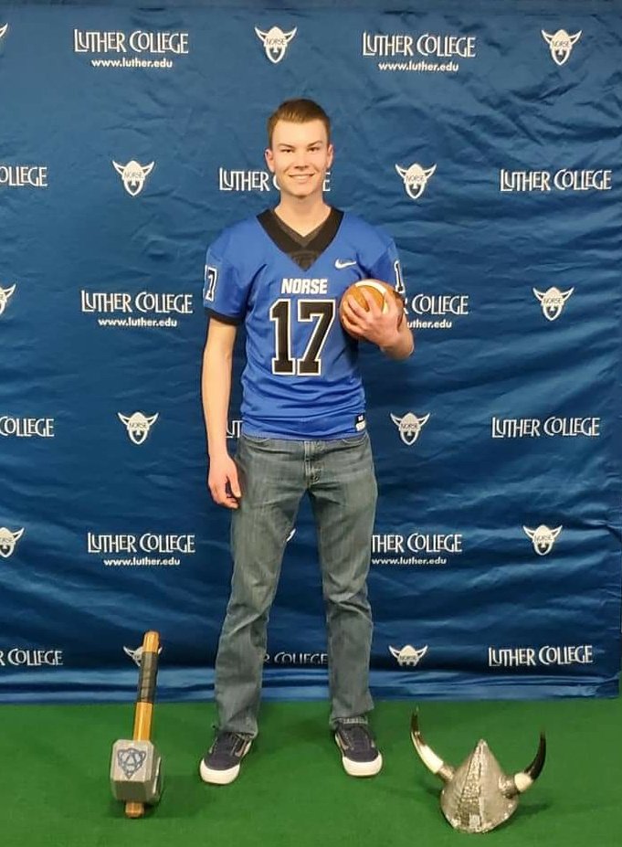 Thane Larson tweet media