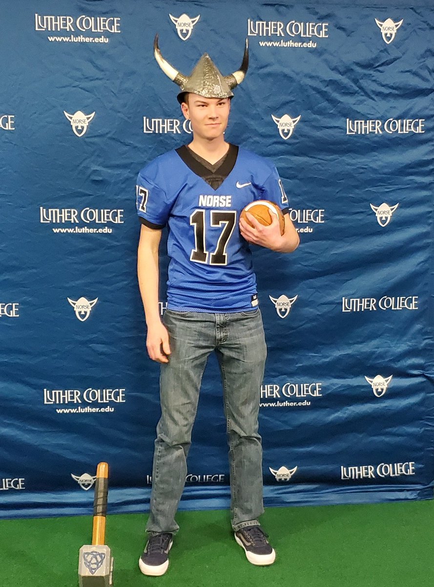 Thane Larson tweet media