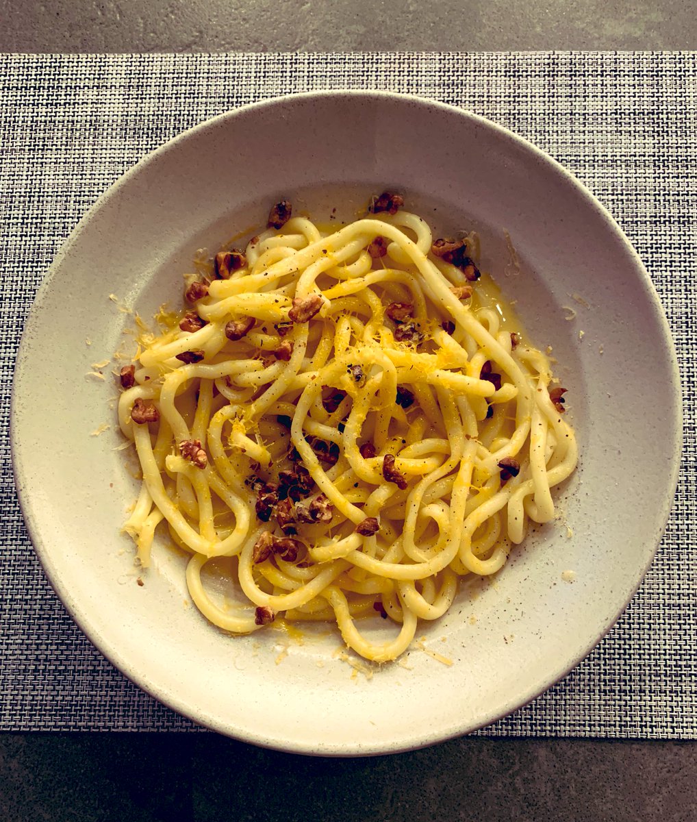 Okay thank you <a href="/gregkuziacarmel/">Greg Kuzia-Carmel</a> <a href="/CamperMP/">Camper</a> for restoring my faith in humanity / the food scene in this town!! 🥰🥰🥰