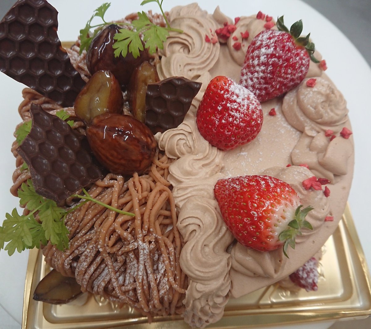 O Xrhsths パティスリーテロワール Sto Twitter Soreiyuakira ハーフデコレーション モンブラン 生チョコ 迫力ある組み合わせですね 青梅市 青梅 ケーキ 青梅スイーツ パティスリー パティスリーテロワール 食後のデザート ギフト ほっこりする