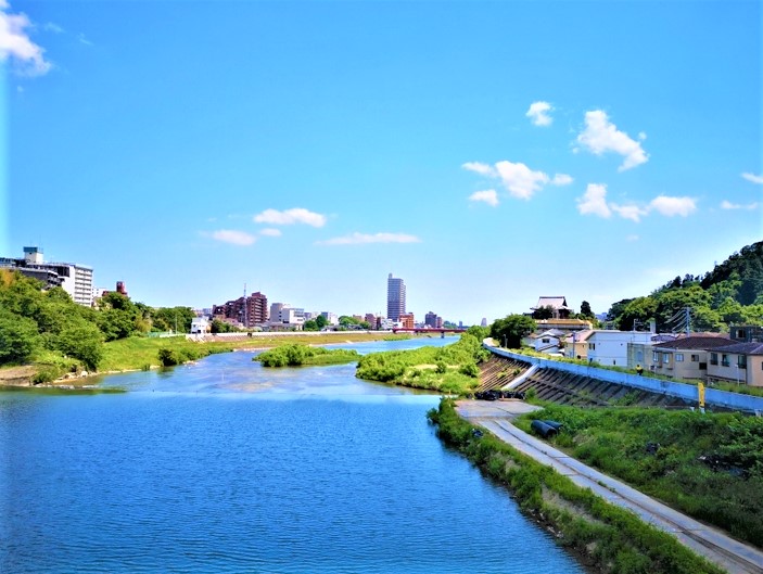 HotinnH's tweet photo. The hirose #river near our #guesthouse !
当ゲストハウスの近く、広瀬川！素敵ですね！

#hotel #hostel #visitjapan #japantravel #japantrip #traveljapan #japaneselandscape #travel #trip #ホテル ＃ホステル ＃川 ＃ホットイン仙台長町 ＃japanesehotel #japanesehostel https://t.co/dfWTI8V3eI