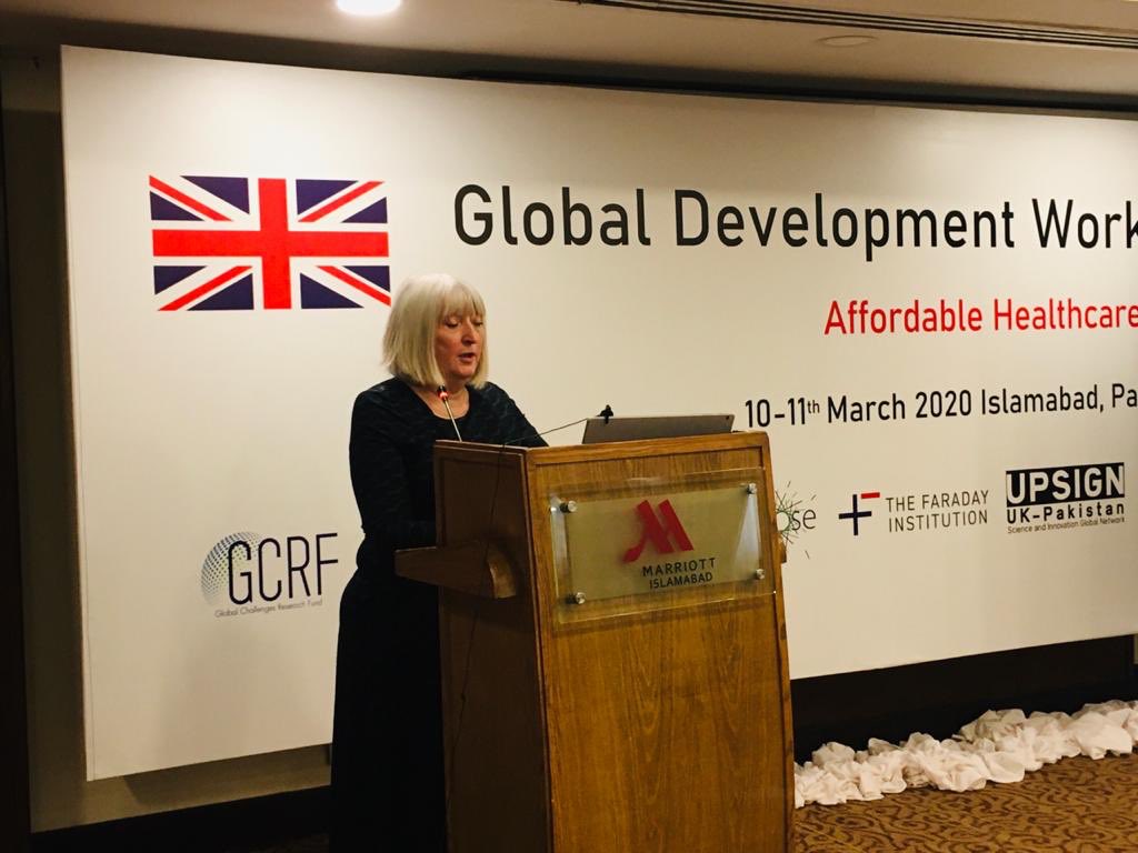 UPSIGN_Network's tweet photo. Professor Sheila McNeil from @sheffielduni kicking off #WS2 discussing wound healing and angiogenesis.
#PK2020 #UPSIGN2020 #UKRI #GCRF https://t.co/0ONeL7jYqt