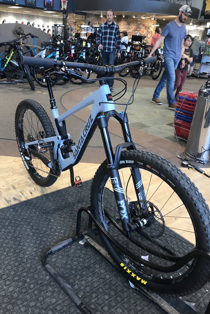 hmajerik's tweet image. It’s official.  I’m having a mid-life crisis.  #youonlyliveonce #morebikes #lesscars #santacruzbikes #wheatridgecyclery #grind