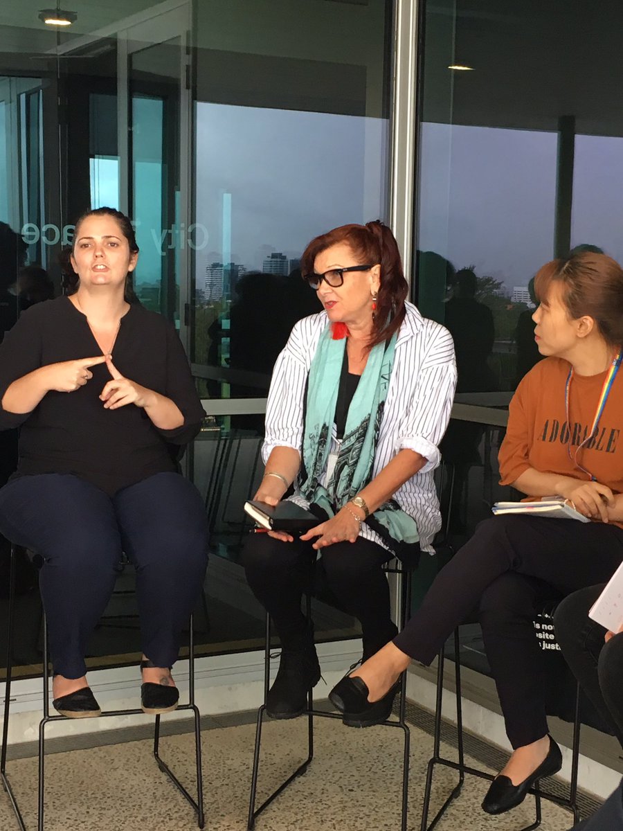 sandygatt's tweet image. Current HDR students advising commencing HDR students. The best kind of teaching #QUTcreate #QUTdesign #QUTdmrc