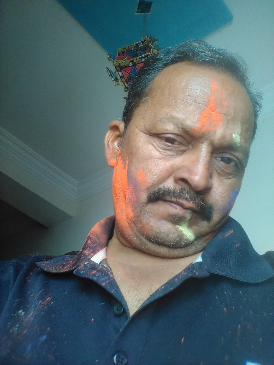 હોળી ધુળેટીના પાવન રંગોત્સવ તહેવારે સૌ મિત્રો વડીલોને ને શૂભેચ્છાઓ