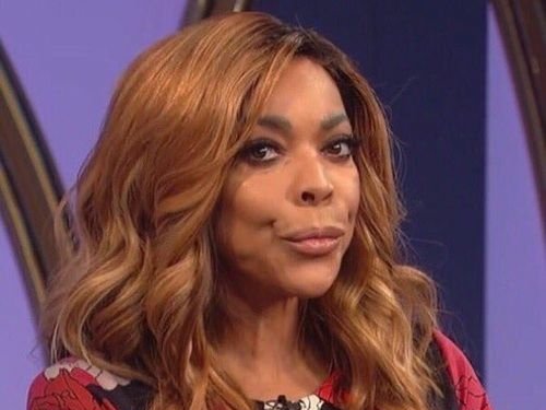 fashionpoliceAF's tweet photo. Titans 🔱 I told my Dad let's go to Dubai with Tacha, it's just N480k.

He said he's sick &amp; doesn't want to travel right now.

I dragged him to the hospital &amp; told the Doctor to sell out his kidneys if they can't cure him.

He can't be alive &amp; useless.
#TachaDubaiTour https://t.co/EU3qSqVIsw