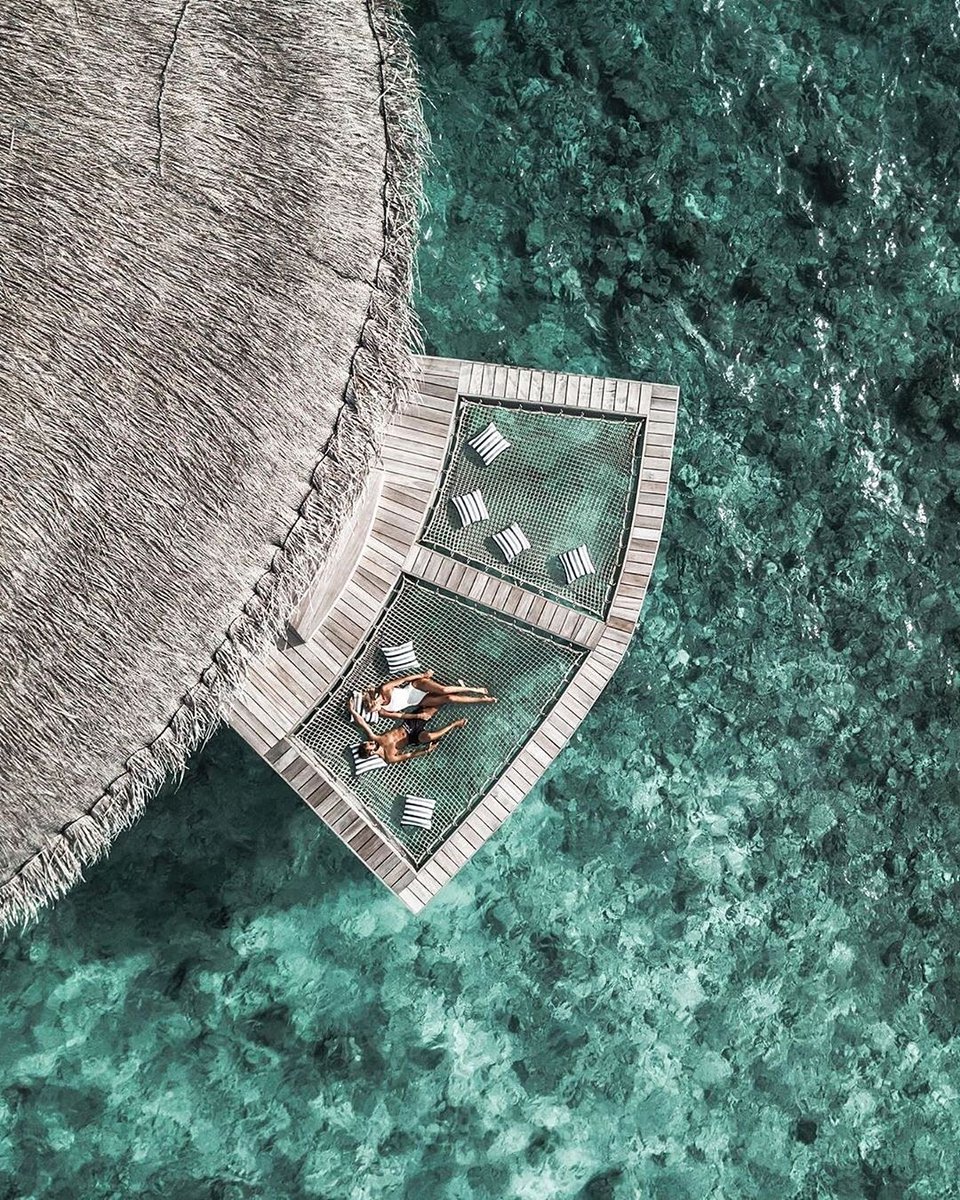 BoutiqueStyleTD's tweet photo. Tatilinizi tatil yapacak her tür detaya sahip olan Raffles Hotel Maldives, misafirlerine özel şnorkelli yüzme ekipmanıyla yüzme ve dalış gibi aktiviteleriyle sizleri bekliyor...
📩 info@boutiquestyle.com.tr 
#seyahat #sizeözel #turkey_home #travelgram#mytravelgram https://t.co/jtLUHFVOv5