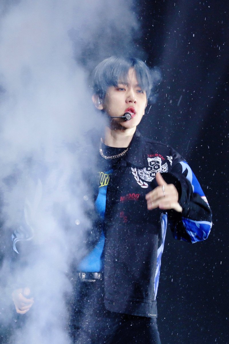ChanBaekioo's tweet photo. 백현이 200204 SuperM in Seattle
𝑴𝒚 𝑳𝒐𝒗𝒆☁️🤍💙
#백현 #BAEKHYUN #SuperM #WeAreTheFuture #SuperMinSeattle @B_hundred_Hyun @superm https://t.co/NiHPfGfoRw