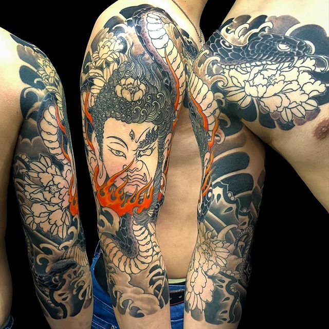 reikotattoo's tweet photo. #如来 #明王 #nyorai #myoo #蛇 #牡丹 #snake #peony .
.
.
#tattoo #reikotattoo #studiokeen #japan #nagoyatattoo #irezumi #タトゥー #刺青 #名古屋 #大須 #矢場町 https://t.co/1CwF3bBS3b https://t.co/SB5EKxv7Oc