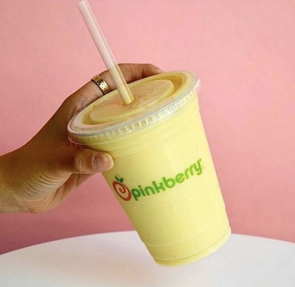 PinkberryTR's tweet photo. Güne başlarken canlanmak için bir Pinkberry Smoothie yeter 💚
•••
#pinkberrytr #pinkberry #smoothie
📸 @pinkberryworld https://t.co/qXQ7BdzHzv