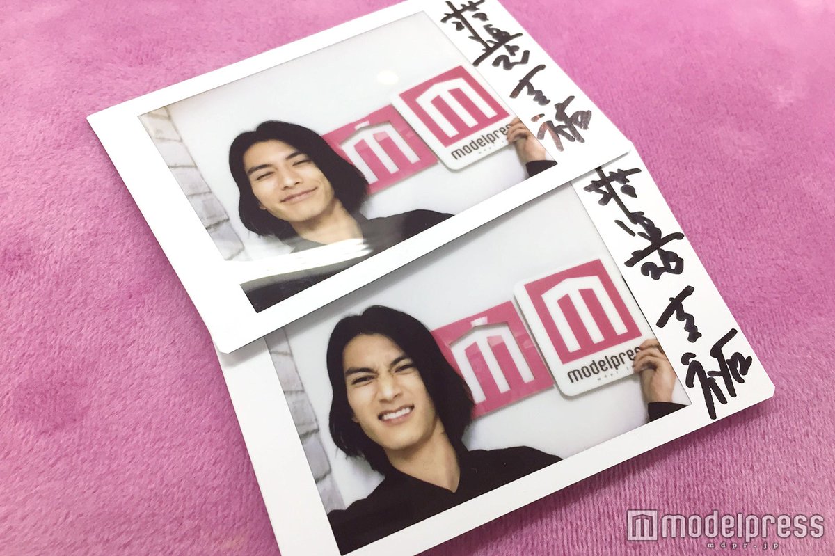 modelpress's tweet photo. 【このツイートをRT✨】

渡邊圭祐さんサイン入りチェキを2名様へプレゼント😍🎁

〆切：3/25 正午

@w_keisuke93

応募フォームはモデルプレスアプリのみで限定公開👀！

DLしてね👇
https://t.co/35OFt0VqVm https://t.co/5dSCck96C9