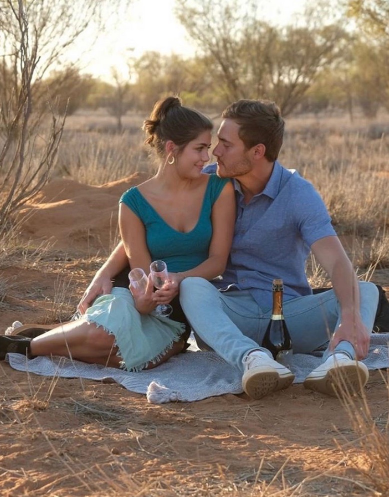 BatchLore tweet media