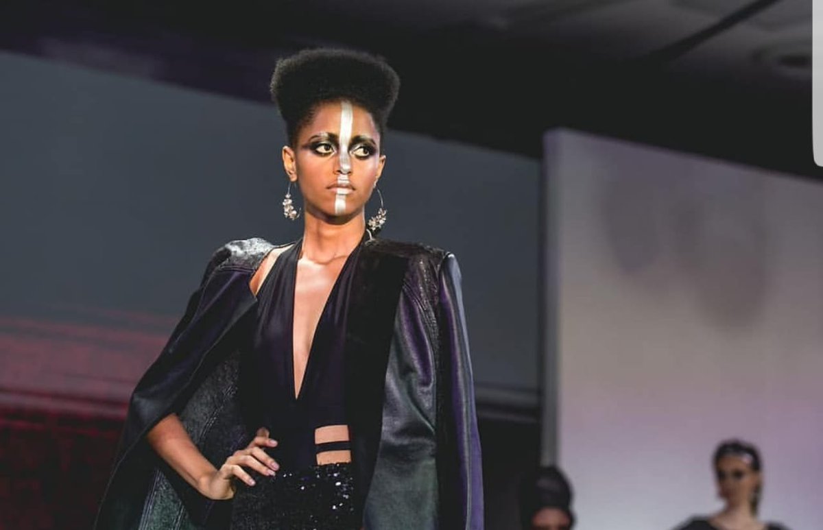 SteeleModels's tweet image. Bronwyn for PlatAfrica