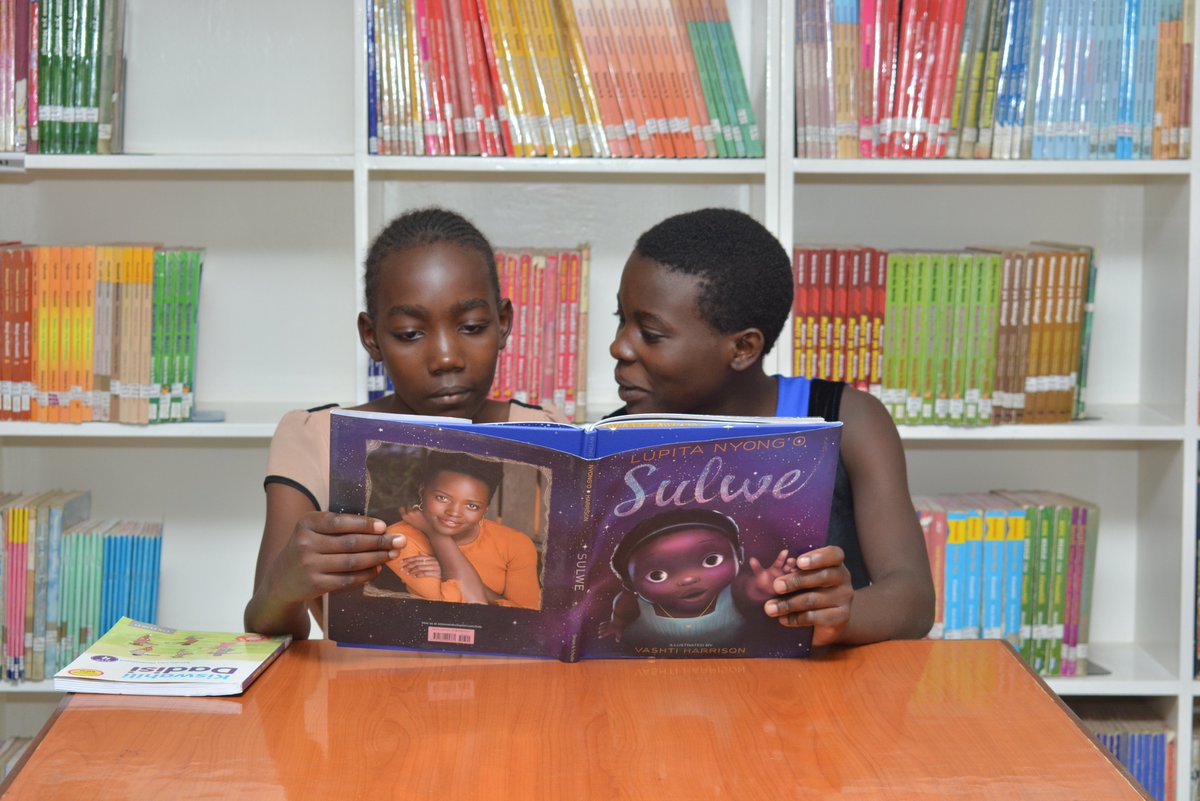 CodezaTech's tweet image. Codeza is marking this year&apos;s International Women’s day by celebrating 
@lupitanyongo for her book sulwe:
Photocredits :@lenmwangi 
#equalrights #genderequality #thepowerofwomen #femaleempowerment  #womensday #iwd2020  #lensculture #peopleoftheworld #InternationalWomensDay