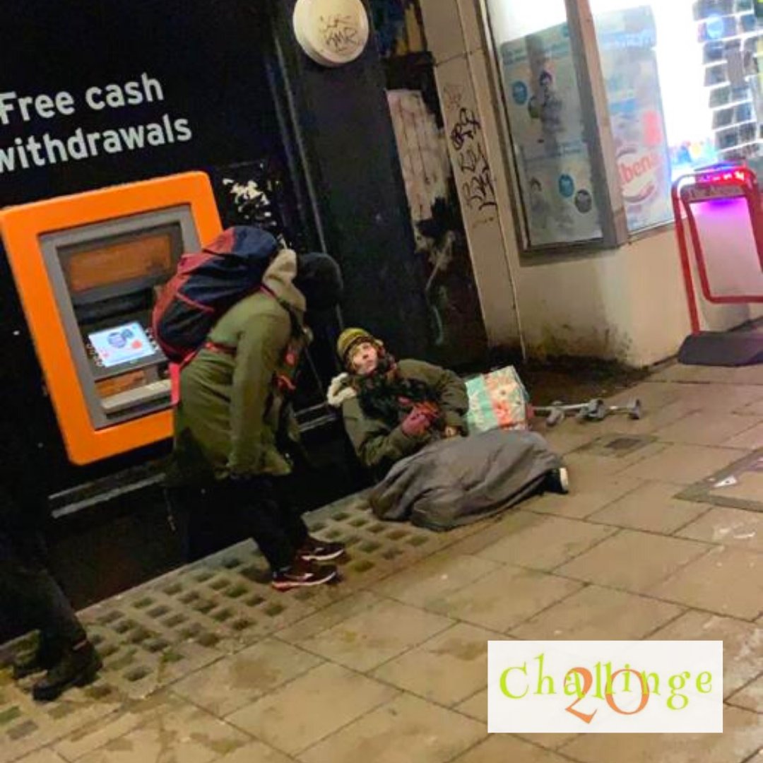 Challenge20U's tweet photo. We found that we received more help and advice from people also sleeping rough &amp; experiencing homelessness. Before leaving, we gave gloves, shoes, food and money. All funds raised from the challenge will go towards giving back, to donate click here https://t.co/aO8Hkkzrhm https://t.co/FqJIL78jm7