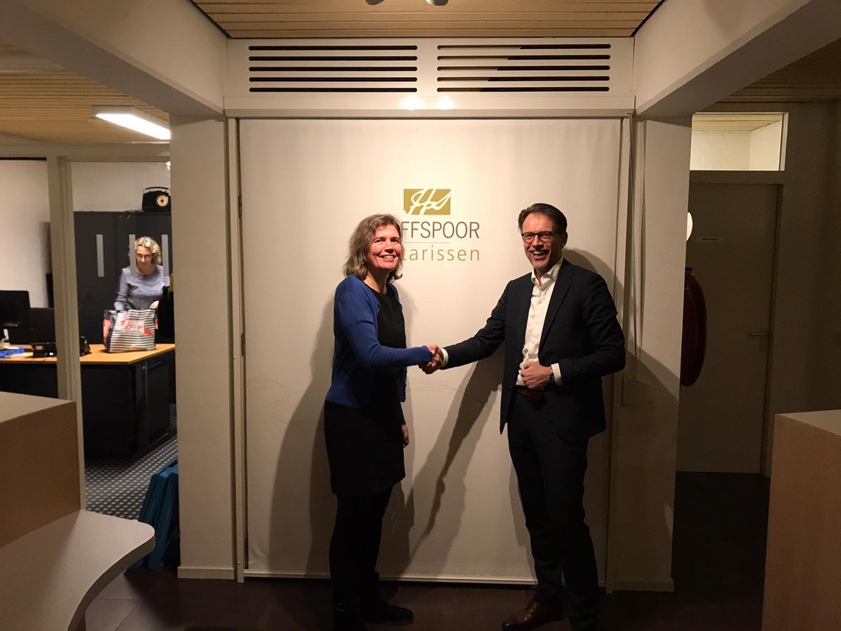 In 2020 is <a href="/hoffspoor/">Hoffspoor Notarissen</a> Notarissen wederom betrokken bij <a href="/DeWielenloop/">De Wielenloop</a>! Kijk op hoffspoor.nl voor een overzicht van hun dienstverlening en schrijf je vervolgens direct in voor een van onze afstanden op wielenloop.nl/deelnemen!