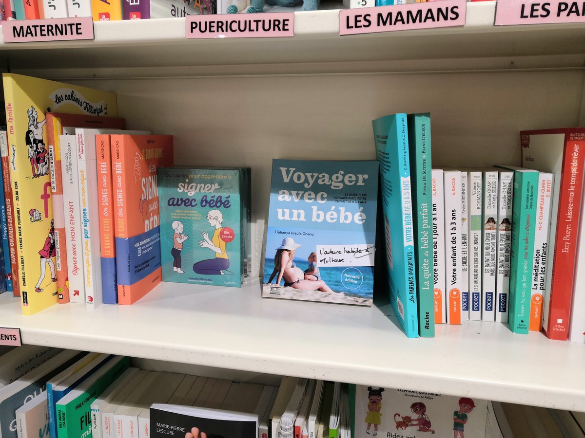 TiphanyaBlog's tweet photo. C'est bizarre, agréable, stressant, stimulant.
Le livre que j'ai écrit est dans de plus en plus de librairies. En photo, des rayons de #Mulhouse !
#voyageenfamille #voyageravecbebe https://t.co/prdXDHFiau