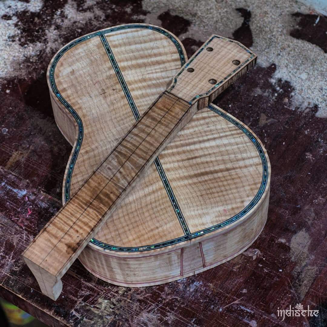 Indische Guitars On Twitter And Bindings An Purflings Are Done Indianluthier Indischeguitars Handmadeguitar Customshop Customguitar Boutiqueguitars Madeinindia Ukulele Abalone Https T Co Gnnua2ykfq