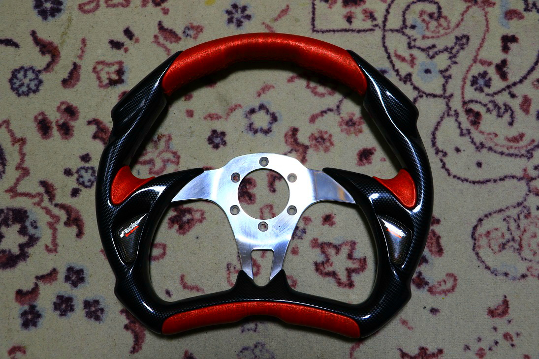 シモーニレーシング ステアリング