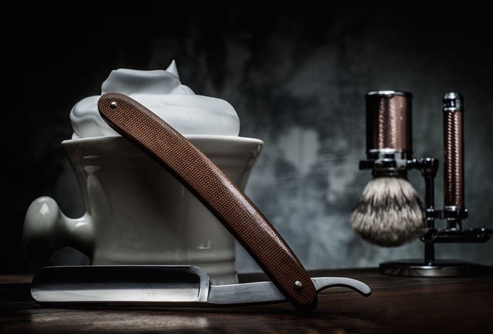 The_InnBarber's tweet photo. Do you need a Beard trim - Beard sculpting - Gents Cuts - Boys cuts - Men's Facials - Waxing - Threading - Spray tanning - Sunbed? We have availability for all walk inns today with Cody! Come on down💇🏻‍♂️
#beardedmendoitbetter #barberlife #barbershop #walkinns https://t.co/SQ5bflmVu6